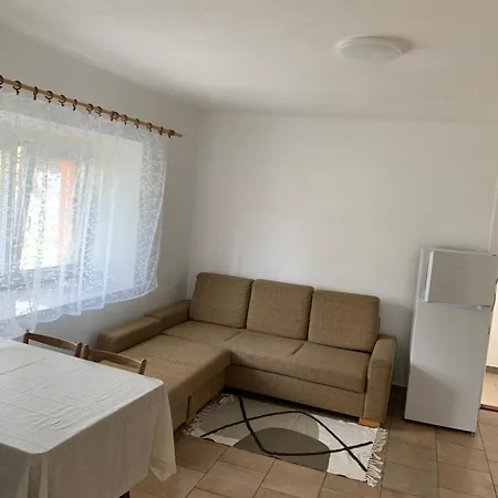 Apartma 2 Zbytiny Exterior photo