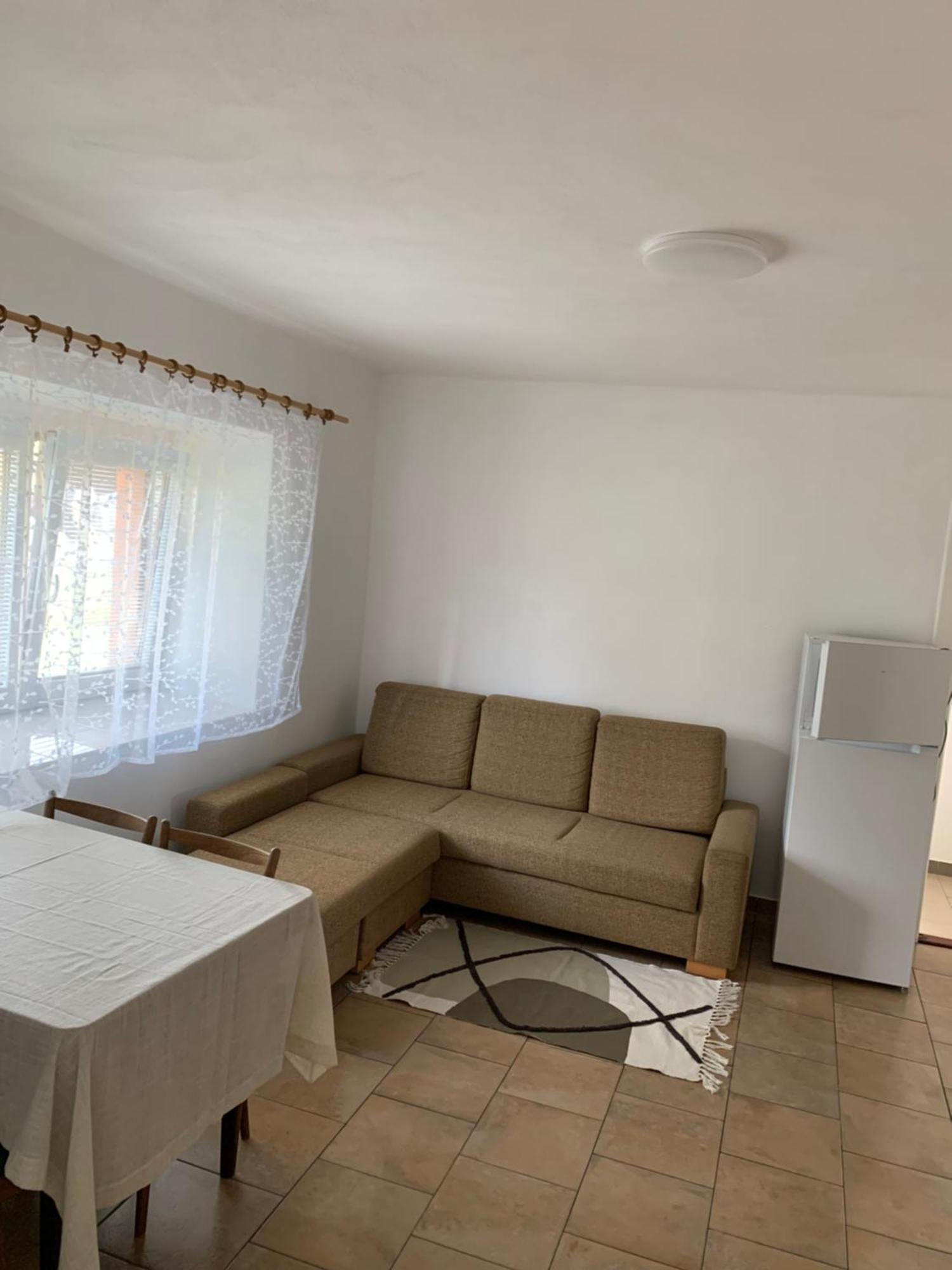 Apartma 2 Апартаменти
